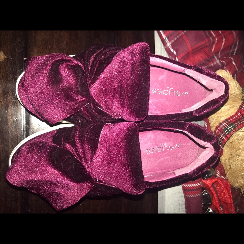 Red Velvet J.Slides 7.5 Brand New
